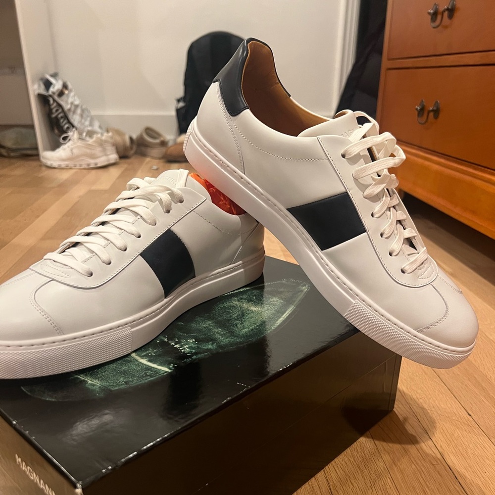 White Magnanni Sneakers
